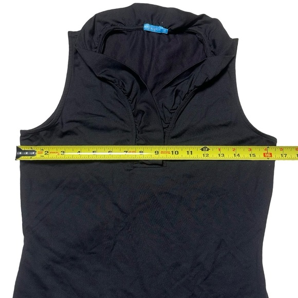 NWOT J. McLaughlin Durham Sleeveless Ruffle V-Neck Top - Picture 2 of 8